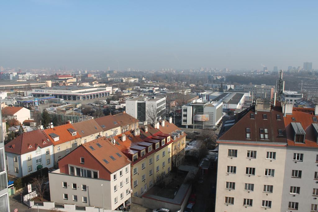 New Studio On V Doline 1 Hotel Prague Luaran gambar